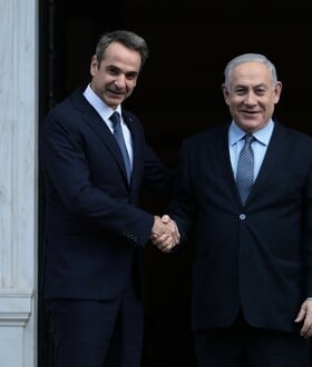 Γιατί η κυβέρνηση Μητσοτάκη στηρίζει τόσο πολύ την κυβέρνηση Νετανιάχου;