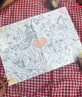 Colouring Books για την GenZ: Χρωματίζοντας ένα καλοκαιρινό όργιο