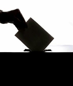 Δημοσκόπηση Opinion Poll: Τι πιστεύουν οι πολίτες για την υπόθεση ΟΠΕΚΕΠΕ - Η μάχη της δεύτερης θέσης