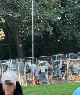 Χάος στον χώρο συναυλίας των OASIS: Συλλήψεις και κατάσχεση drone
