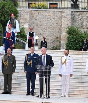 Η δεξίωση στο Προεδρικό Μέγαρο για την 51η επέτειο από την αποκατάσταση της δημοκρατίας