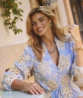 Αντιδράσεις κατά Vogue και Guess για ΑΙ μοντέλο στο τεύχος Αυγούστου - «Τι στο καλό;»