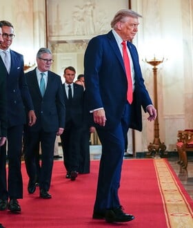Ντόναλντ Τραμπ: Ανοιχτό μικρόφωνο τον «πρόδωσε» και αποκάλυψε πληροφορία για τον Πούτιν