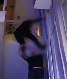 Καμίνια: Ποινή φυλάκισης στην 19χρονη που άφησε τον ανήλικο αδελφό της στο μπαλκόνι