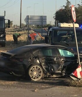 Πώς έγινε το τροχαίο στην εθνική οδό Θεσσαλονίκης-Μουδανιών: «Η μαύρη Porsche έτρεχε με ιλιγγιώδη ταχύτητα»