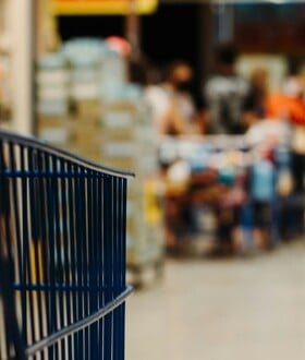 Πρόστιμα σε δύο μεγάλα σούπερ μάρκετ για παραπλανητικές προσφορές