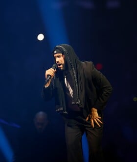 Η ICE θα είναι «παντού» στο σόου του Bad Bunny στο Super Bowl, λέει η Κρίστι Νόεμ