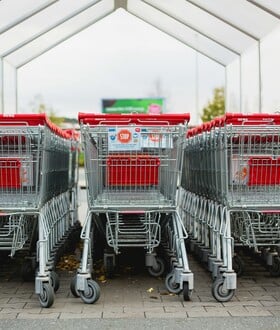 Σούπερ μάρκετ: Μείωση 8% σε πάνω από 2.000 προϊόντα - Αναλυτικά ο κατάλογος