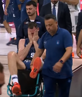 Σοβαρός τραυματισμός για τον Γιώργο Παπαγιάννη στον αγώνα με την Εφές - Αποχώρησε ξεσπώντας σε κλάματα
