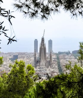 Η Σαγράδα Φαμίλια έγινε η ψηλότερη εκκλησία του κόσμου