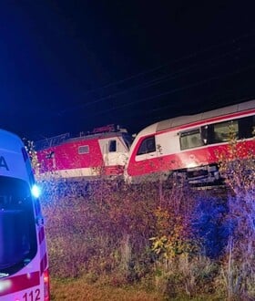 Σλοβακία: Σύγκρουση τρένων - Αναφορές για τραυματίες 