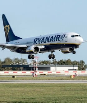 Ryanair: Μόνο ψηφιακές κάρτες επιβίβασης θα δέχεται η εταιρεία από τις 12 Νοεμβρίου - Όσα πρέπει να γνωρίζετε 