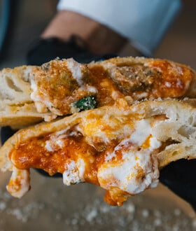 «H αμαρτία της λιγούρας» στους Αμπελόκηπους