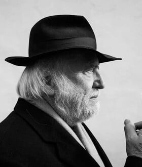 Νέος Λάσλο Κρασναχορκάι και άλλα 9 βιβλία που διαβάζουμε τώρα