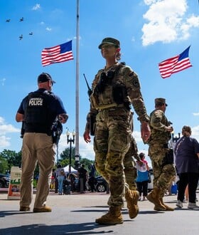 ΗΠΑ ΕΘΝΟΦΡΟΥΡΑ ΝΤΟΝΑΛΝΤ ΤΡΑΜΠ