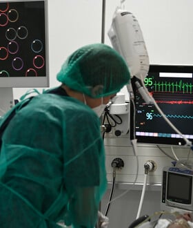 «Σπιλώνει τη μνήμη του»: Η οικογένεια του 22χρονου που πνίγηκε με burger επιμένει ότι δεν ήταν challenge