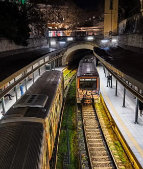 ΗΣΑΠ: Ακινητοποιημένος συρμός μεταξύ Καλλιθέας και Ταύρου – Δύο άτομα έπεσαν στις ράγες