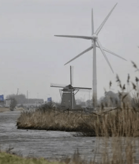 Ολλανδία: Συγκλονίζει η δίκη για τη «δολοφονία τιμής» 18χρονης – Κατηγορούνται τα αδέλφια της, εντολέας φέρεται ο πατέρας