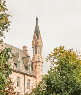 Το Northwestern πληρώνει 75 εκατ. δολάρια για να λήξει η αντιπαράθεση με την κυβέρνηση Τραμπ