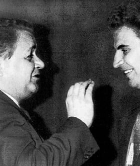 ΜΑΝΟΣ ΧΑΤΖΙΔΑΚΙΣ ΜΙΚΗΣ ΘΕΟΔΩΡΑΚΗΣ