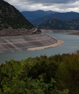 ΝΕΡΟ ΑΠΟΘΕΜΑΤΑ ΚΑΚΟΚΑΙΡΙΑ BYRON