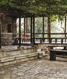 Δήμος Αθηναίων: Παραδίδει το Αναπαυτήριο Πικιώνη σε ιδιώτες