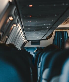 Οι επιβάτες των αεροπλάνων εκτίθενται σε πολύ υψηλή ρύπανση από μικροσκοπικά σωματίδια