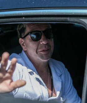 ΓΙΩΡΓΟΣ ΜΑΖΩΝΑΚΗΣ ΜΗΝΥΣΗ ΕΚΒΙΑΣΜΟΣ