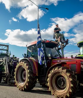 Αγρότες: Ανοίγουν σήμερα διόδια κοντά στα μπλόκα - 