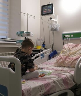 Παιδιά με καρκίνο από την Ουκρανία στο στόχαστρο δόλιων φιλανθρωπικών εκστρατειών με συνδέσεις σε ΗΠΑ και Ισραήλ