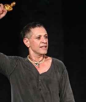 Αιμίλιος Χειλάκης: «Ηθοποιός από τις “Άγριες Μέλισσες” είπε να μην συμμετέχω γιατί ήμουν φίλος του Λιγνάδη»