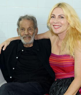 Σμαράγδα Καρύδη: «Ο Σταύρος Ξαρχάκος ήταν μία από τις μεγαλύτερες σχέσεις της ζωής μου»