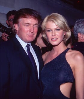 ΑΡΧΕΙΑ ΕΠΣΤΑΙΝ ΝΤΟΝΑΛΝΤ ΤΡΑΜΠ 