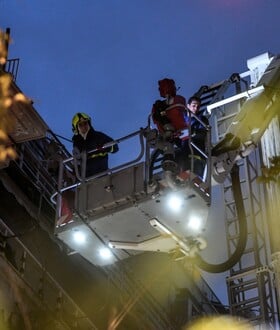 ΚΟΛΩΝΑΚΙ ΔΟΛΟΦΟΝΙΑ ΓΙΟΣ ΣΥΛΛΗΨΗ