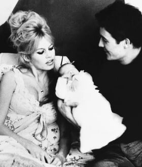 ΜΠΡΙΖΙΤ ΜΠΑΡΝΤΟ ΓΙΟΣ ΖΑΚ ΣΑΡΙΕ