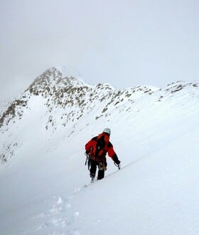 Βαρδούσια: H οικογένειά του ενός ορειβάτη τον έψαχνε για να του πει ότι πέθανε ο παππούς του ενώ ήταν νεκρός