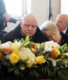 Σύλβα Ακρίτα: Συντετριμμένη η οικογένειά της στην κηδεία της