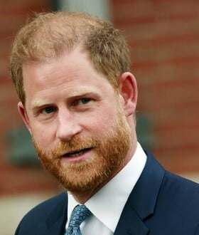 ΠΡΙΓΚΙΠΑΣ ΧΑΡΙ ΒΑΣΙΛΙΑΣ ΚΑΡΟΛΟΣ