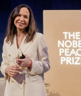 ΜΑΤΣΑΔΟ ΝΟΜΠΕΛ ΤΡΑΜΠ ΒΕΝΕΖΟΥΕΛΑ