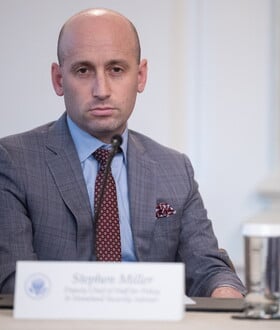 ΓΡΟΙΛΑΝΔΙΑ ΗΠΑ ΣΤΙΒΕΝ ΜΙΛΕΡ ΤΡΑΜΠ