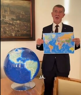 Αντικείμενο χλεύης ο πρωθυπουργός της Τσεχίας: Αγόρασε υδρόγειο σφαίρα για να «βρει τη Γροιλανδία»