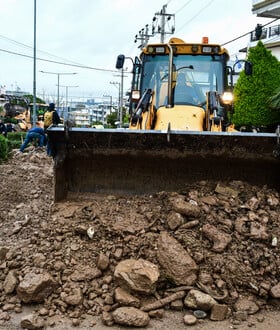 ΓΛΥΦΑΔΑ ΕΚΤΑΚΤΗ ΑΝΑΓΚΗ ΚΑΚΟΚΑΙΡΙΑ ΖΗΜΙΕΣ ΚΑΤΑΣΤΡΟΦΕΣ