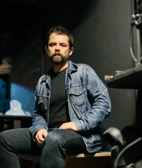 Ανέστης Αζάς: «Πρέπει ν' αφήσουμε πίσω μας την αντρίλα»