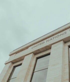 ΑΚΡΩΤΗΡΙΑΣΜΟΣ ΗΝΩΜΕΝΑ ΕΘΝΗ ΓΥΝΑΙΚΕΣ