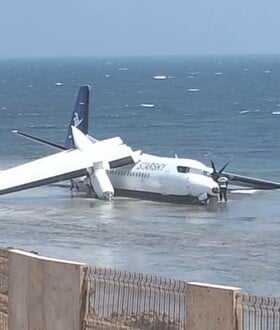 ΣΟΜΑΛΙΑ ΠΤΩΣΗ ΑΕΡΟΣΚΑΦΟΣ