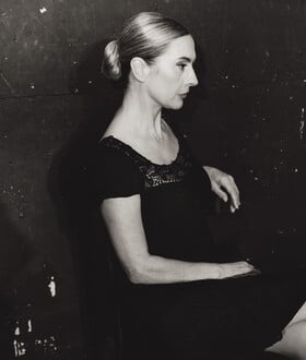 73 λεπτά με τη Βίκυ Βολιώτη