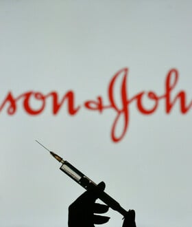 JOHNSON AND JOHNSON ASTRAZENECA ΕΜΒΟΛΙΟ COVID