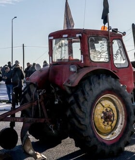 ΑΓΡΟΤΕΣ ΑΘΗΝΑ ΣΥΓΚΕΝΤΡΩΣΗ ΔΡΟΜΟΙ