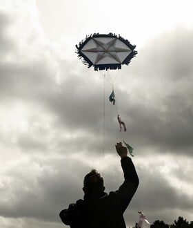 ΜΑΡΟΥΣΑΚΗΣ ΚΑΙΡΟΣ ΚΑΘΑΡΑ ΔΕΥΤΕΡΑ