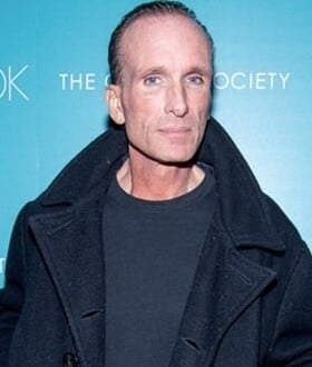 ΠΙΤΕΡ ΓΚΡΙΝ ΗΘΟΠΟΙΟΣ ΘΑΝΑΤΟΣ